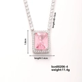 Dettaglio della collana con gemma rosa rettangolare da 1,8cm x 1,4cm e catena in argento lucido - Stile Rettangolare Rosa (ksn00206-4)