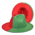 Detailweergave van tweekleurige wollen viltjazzhoed met gewaagd rood en groen kleurverloop - M (56-58cm) / Rood & Grasgroen