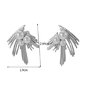 Orecchini a lobo a forma di ala in acciaio al titanio argento con perle, 2,9 cm di larghezza - Orecchini a Bottone con Perle a Ventaglio Argento (ER-1103)