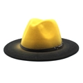 Dettaglio del cappello fedora in feltro sfumato giallo e nero con cinturino in similpelle nero - M (56-58cm) / Gradiente Giallo Nero