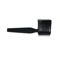 Dettaglio del pettine professionale per sfumature da barbiere in plastica nera con manico - Modello A Nero 1Pz Sacchetto OPP