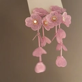 Orecchini pendenti a fiori di resina rosa con centri in zircone brillante - 2# Petali rosa a strati (Perno per orecchini in acciaio)