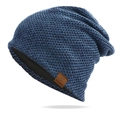 Berretto invernale da uomo blu scuro in maglia a nido d'ape con fodera calda e toppa in pelle - Taglia unica / Blu navy