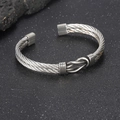 Herren-Manschettenarmband aus Titanstahl mit gedrehtem Seildesign und Knoten - Stahlfarbe (KB170129-KLHQ)