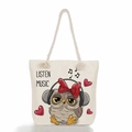 Dettaglio della borsa tote in tela beige con stampa gufo e manici in corda - Gufo Musicista Con Cuffie