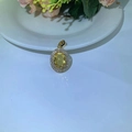 Élégant pendentif en zircon jaune de taille ovale avec un halo micro-pave scintillant - Pendentif Seul (Sans Chaîne) / Ovale Doré