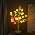 Lámpara LED de abedul con huevos coloridos para decoración de Navidad y festividades - Estilo de huevo agrietado / Blanco cálido