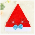 Bonnet de Noël lumineux avec bois de renne, broderie de neige et nœud rayé - Chapeau Renne Adultes Cornes Rouges