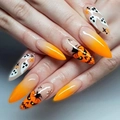 Faux ongles 3D Halloween avec dégradé orange, motifs citrouille et fantôme stiletto - JP1263
