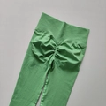 Leggings da yoga verde erba a vita alta con effetto scrunch butt e tessuto senza cuciture - S / Verde Frutta