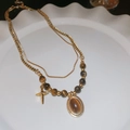 Détail du collier doré double couche avec pendentifs croix et pierre œil de tigre - 30# Collier (ai-HN7723) / Or