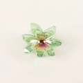 Eleganter schillernd grüner Orchideen-Haarclip mit Perlmutt-Finish und mittiger Perle - Irisierendes Gelbgrün