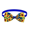 Dettaglio del motivo girasole su fiocco per animali in tessuto blu scuro a costine - Girasole Blu Scuro