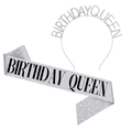 Dettaglio della fascia Birthday Queen argento e del set cerchietto con corona di strass - Stile BIRTHDAY QUEEN / Set 3 (Regina Argentata)