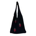 Borsa tote in maglia nera con simpatico motivo a fragole rosse e finitura morbida - Nero