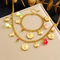 Set di gioielli in acciaio placcato oro con ciondoli a girasole mela e fragola - Set collana e bracciale