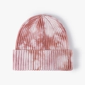Rosa-weiße Batik-Strickmütze mit Rippenmuster für Winterwärme und Outdoor-Style - Einheitsgröße / Orangerot