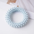 Hellblauer Kauspielzeugring aus Gummi mit Noppen für Hunde zur Zahnpflege - Spike Molar Ring / 8.5cm (43g) / Blau