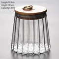 Barattolo in vetro da 630ml con coperchio in legno e anello, 10,9x12,5 cm - 630ml / Barattolo di Vetro a Petalo (Conico)