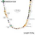 Vue détaillée du collier de perles colorées avec étiquettes de taille et extension - P2091-Pierre Naturelle Dorée