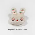 Détail de l'accessoire lapin en peluche avec cerises et marquages de 5,5 cm - Ouverture Arrière (Accessoire DIY) / Beige