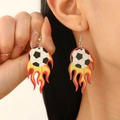Boucles d'oreilles football en acrylique vintage avec motif flamme rouge et jaune - Blanc K Football (10841)