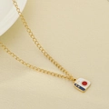 Collier caméra doré avec détails en émail coloré et petit accent en strass brillant - Style d'Appareil Photo Rétro (KN295276-Z)