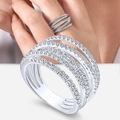 Anello avvolgente hip-hop multistrato con pavé di zirconi in un design a fascia larga - US 6 / Oro Bianco