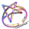 Vista macro dell'anello a stella arcobaleno con diametro regolabile di 1,7 cm - Arcobaleno