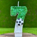 Bougie d'anniversaire foot numéro 7 verte à paillettes pour décoration de gâteau foot - Chiffre 7