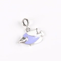 Macro del ciondolo a forma di pesce in argento con smalto viola e dettaglio in gemma - SPD14 Pesce Viola con Zirconia (Solo Ciondolo)