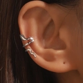 Ear cuff a forma di serpente argento con accenti luminosi per orecchie senza buchi - Clip da orecchio a forma di serpente (M-642) / Argento
