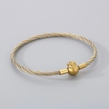 Bracciale intrecciato in fili d'acciaio oro e argento con chiusura incisa carattere Fu - Sacchetto di Soldi Carattere Fu - Oro e Argento
