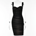 Robe moulante noire élégante avec maille, structure baleinée et détails froncés - S / Noir