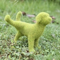 Statua cane che fa pipì in floccato verde per decorazione giardino e prato all'aperto - Cane che Fa la Pipì