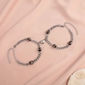 Pulseras de pareja con corazón magnético, cuentas luminosas y cadena cubana de acero - Negro (Par)