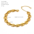 Dettaglio del bracciale a maglie di conchiglia placcato oro 18k in acciaio inossidabile - Bracciale Oro