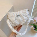 Borsa a nuvola bianca arricciata alla moda con catena d'argento e manico a mano - Bianco
