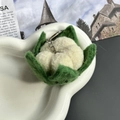 Handmade wool felt broccoli keychain with green leaves and metal ring for women - Cauliflower