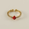 Bague ouverte plaquée or 18K avec une pierre rouge carrée et strass brillants sur les côtés - Bague-Rouge