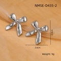 Silver bow-shaped stainless steel earrings with dimensions and weight in variant view - Silver Bowknot Stud Earrings (NMSE-D435-2)