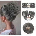 Postiche chignon gris argenté avec peigne, extension de cheveux synthétiques ondulés - Gris Acier