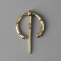 Vintage gold Viking penannular brooch featuring stylized animal head engravings - D-256 Antique Bronze