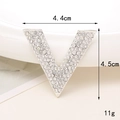 Silbernes V-Accessoire mit Strasssteinen, Maße 4,4 cm x 4,5 cm, Gewicht 11 g für DIY-Deko - Silber Strass V-Form / D097 V-Form