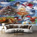 Detail eines Weihnachts-Wandteppichs mit Weihnachtsmann und Schneemann im Wohnzimmer - 300x230cm / Weihnachtsmärchen