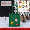 Sac cadeau de Noël vert en non-tissé avec autocollants 3D sur fond de neige blanche - Sac Cadeau de Noël en Feutre DIY Vert A