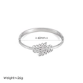 Zilveren roestvrijstalen armband met bladstructuur, 60 mm binnendiameter en 26 g gewicht - Staalkleurige Armband Type 2 / Staalkleur