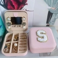 Pink PU leather jewelry organizer box with mirror and white towel embroidered S letter - S / Pink