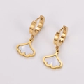 Macro view of golden ginkgo leaf earrings with white enamel finish and shell effect - Ginkgo