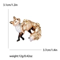 Golden fox brooch with champagne crystals and size dimensions of 3.7cm by 3.1cm - Champagne